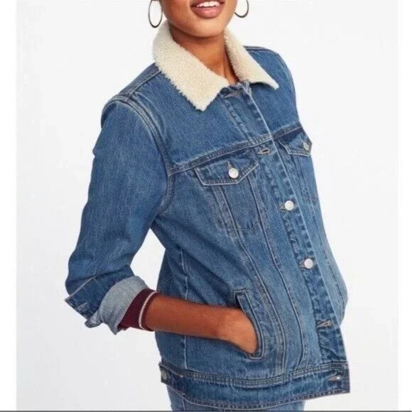 Old Navy Gender-Neutral Oversized Boyfriend Sherpa Jean Trucker Jacket Sz Large - Picture 2 of 10